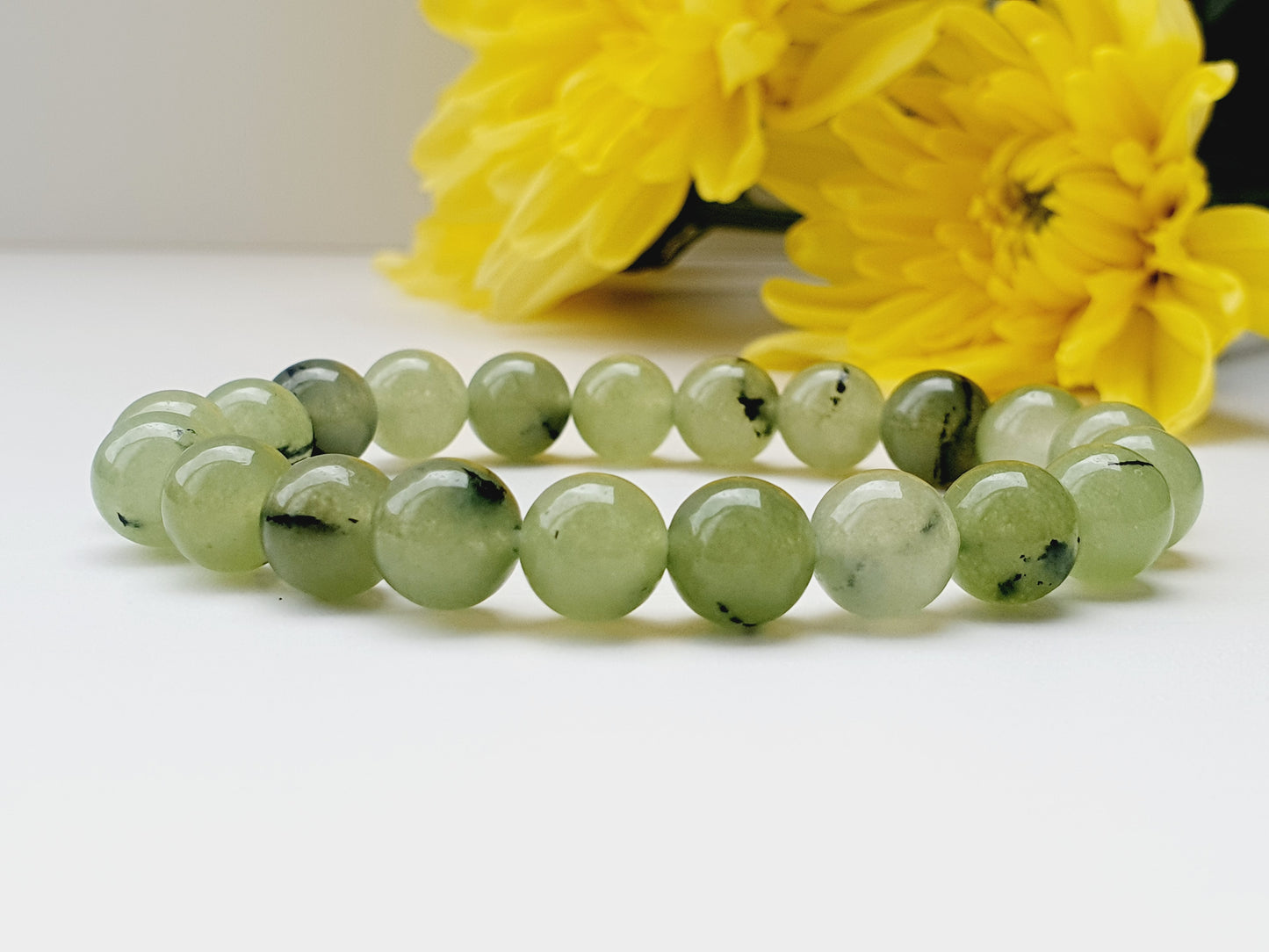 Prehnite natural stone bracelet 8mm bead