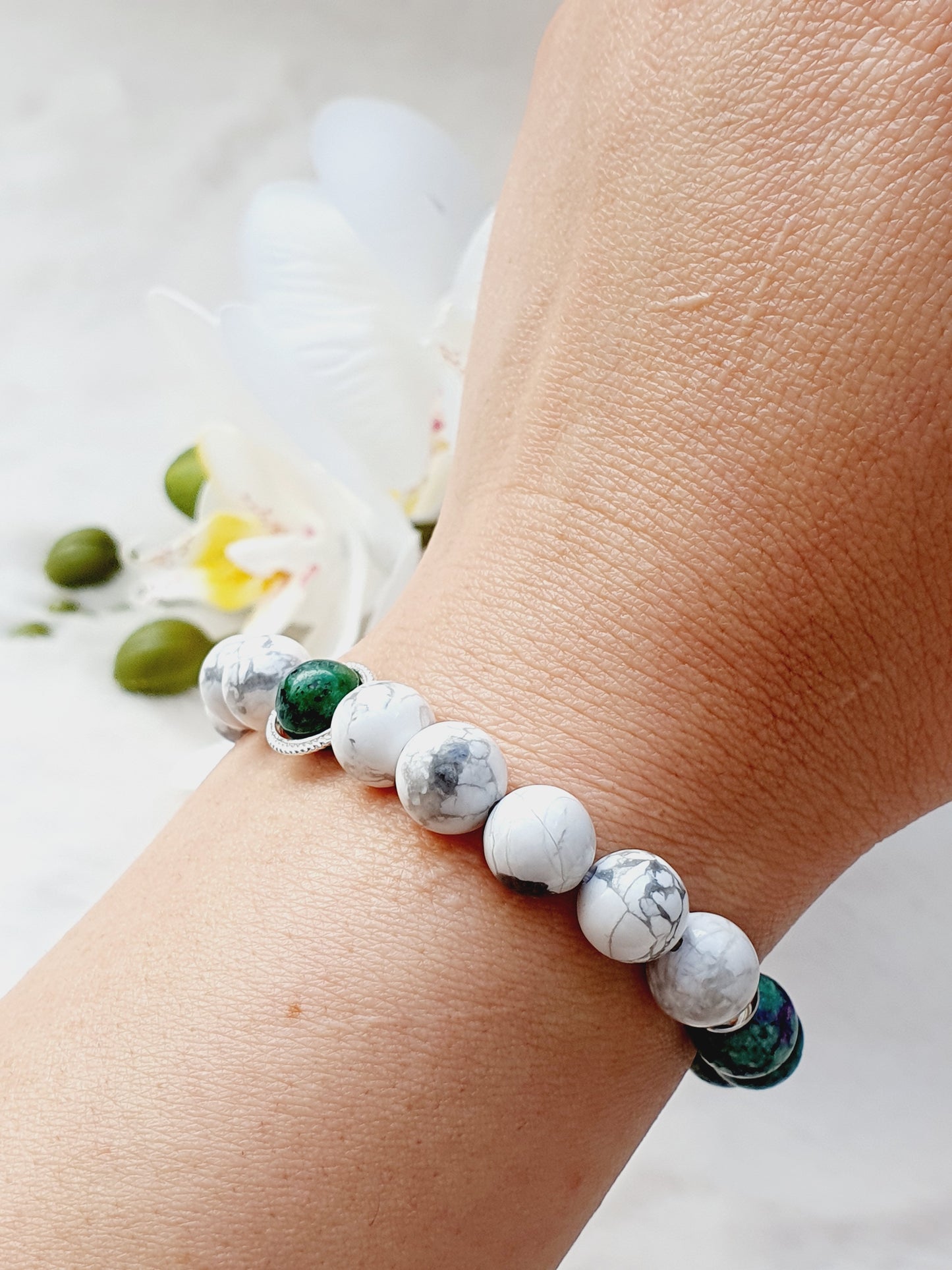 Howlite and Epidote bracelet natural stone 8mm bead
