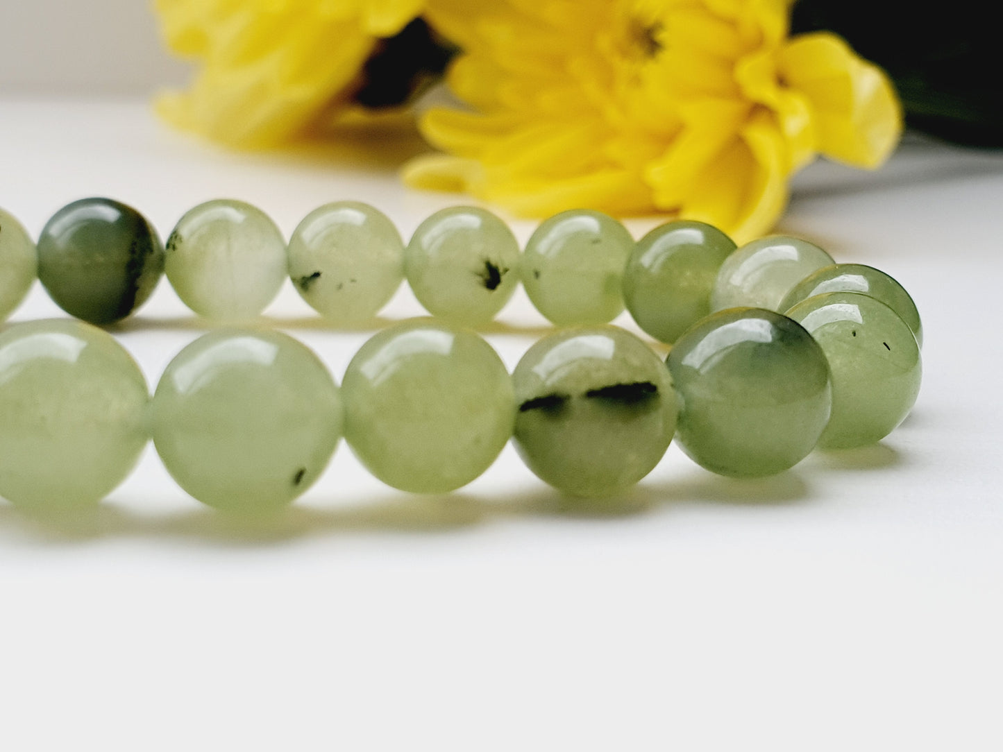 Prehnite natural stone bracelet 8mm bead