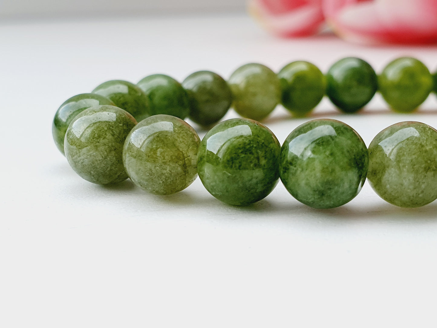 Emerald bracelet from natural gemstone 8mm beaded, gift box jewellery