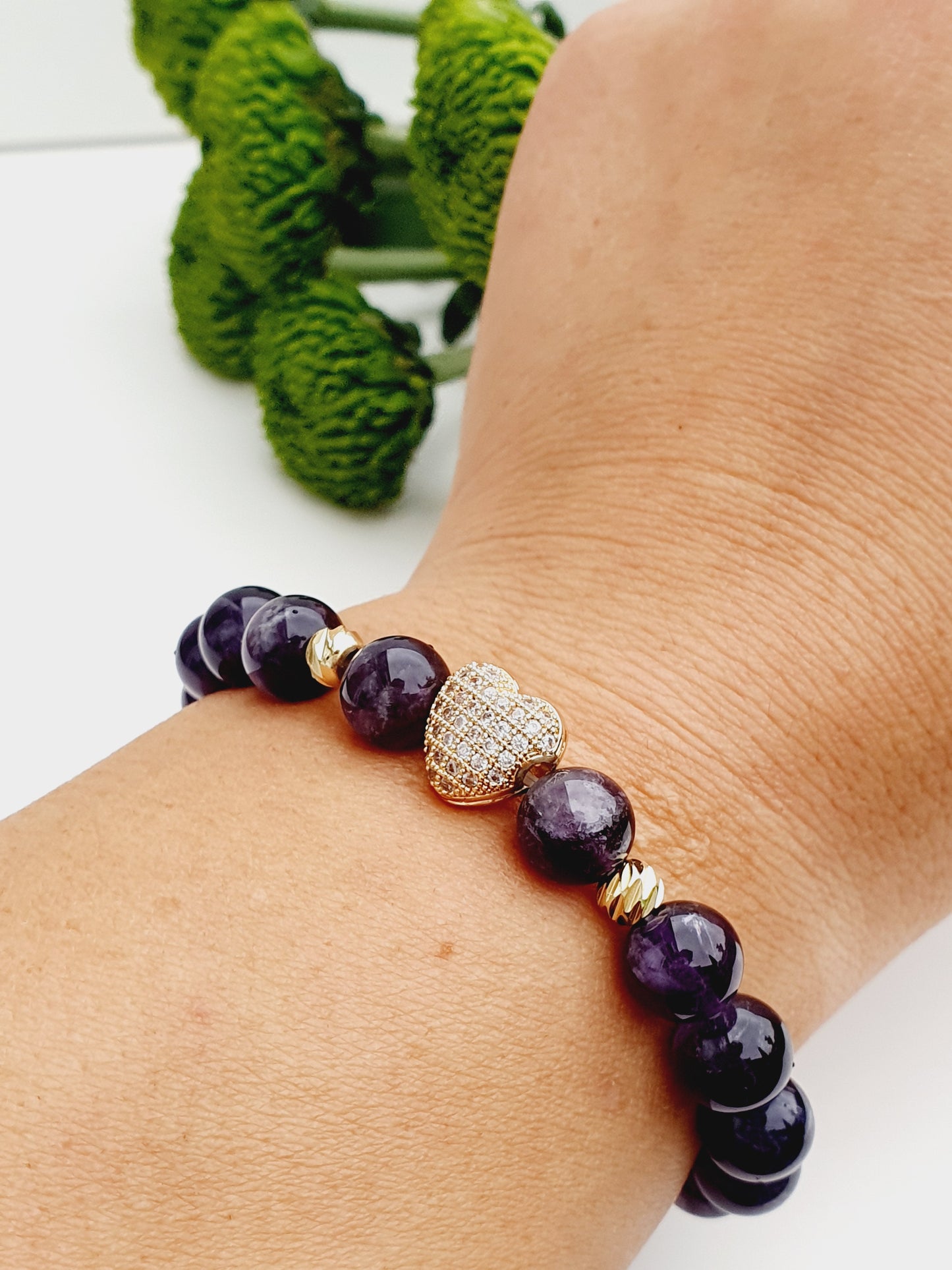 Amethyst bracelet with heart gold plated natural stone 8mm bead