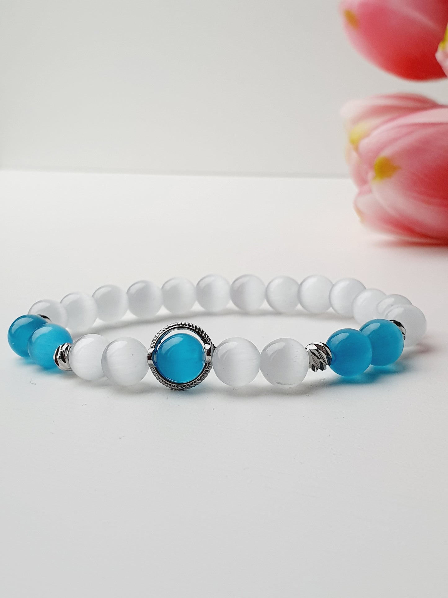 Cat eye gemstone bracelet 8mm bead with silver plated circle