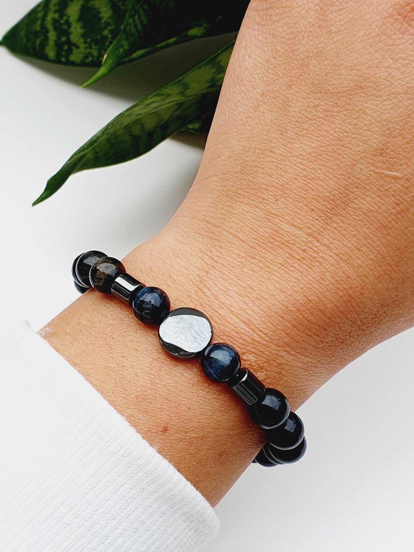 Tiger eye and Hematite bracelet from natural stone 8mm bead