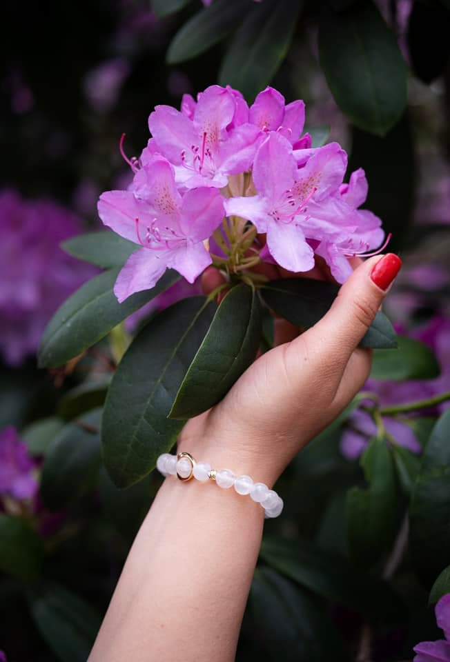 Selenite natural stone jewellery set, bracelet and earrings, 8mm beaded, 18k gold plated, Handmade in Uk