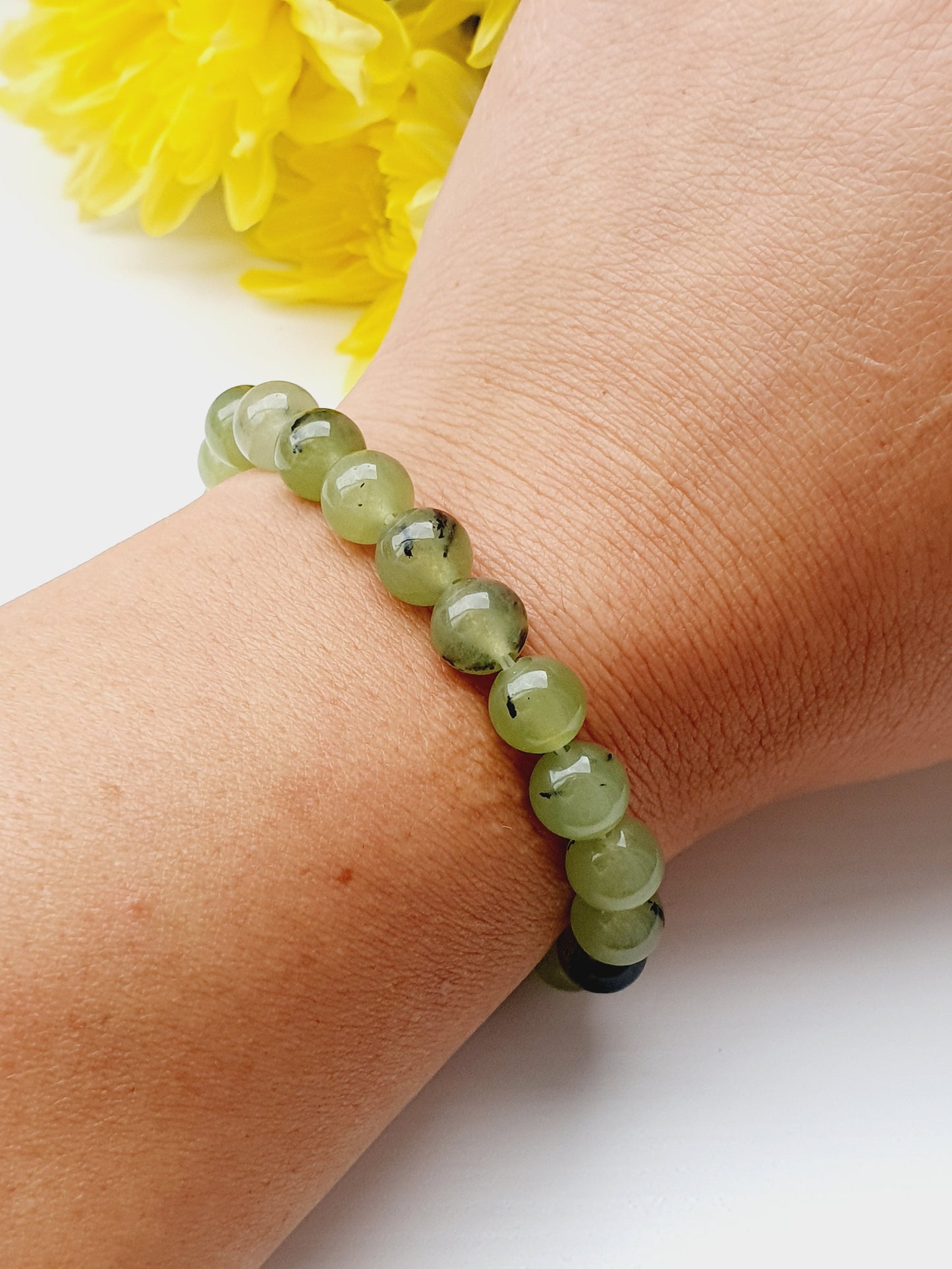 Prehnite natural stone bracelet 8mm bead